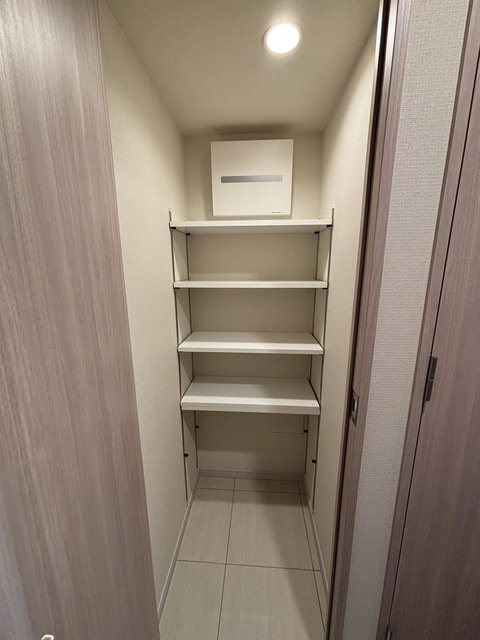 収納　☆シューズインクローゼット