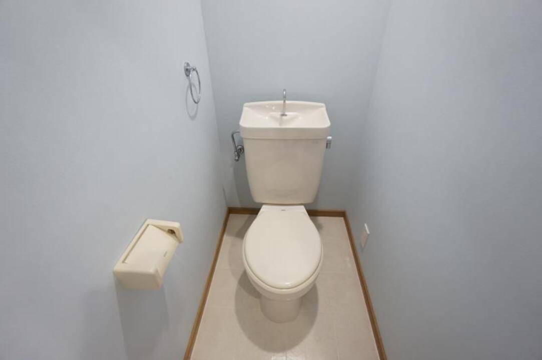 トイレ　トイレ