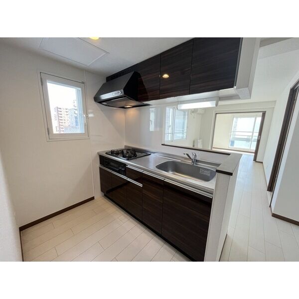 キッチン　※他号室のお写真です。