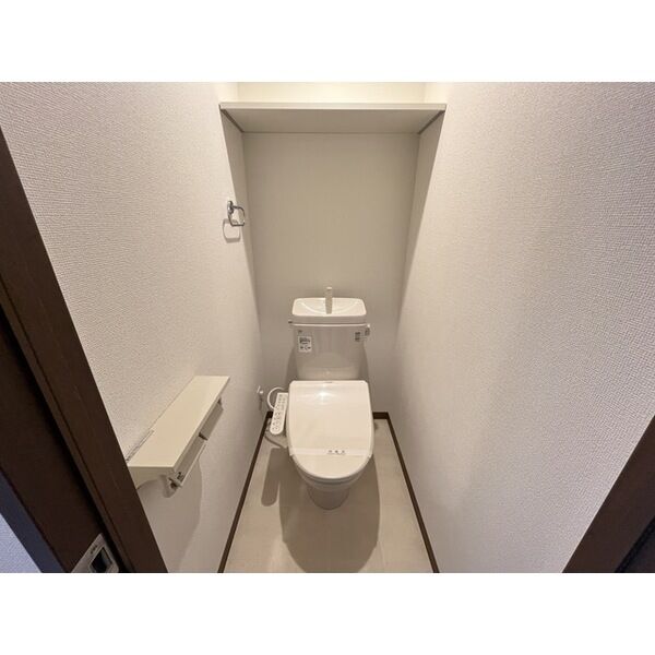 トイレ　※他号室のお写真です。