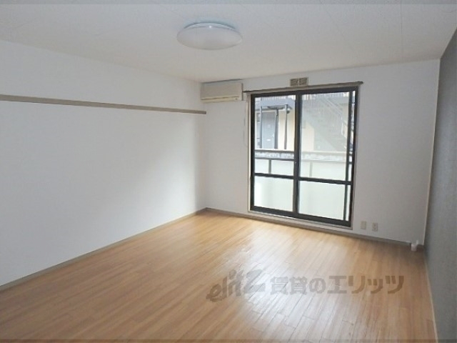 居室・リビング　居室