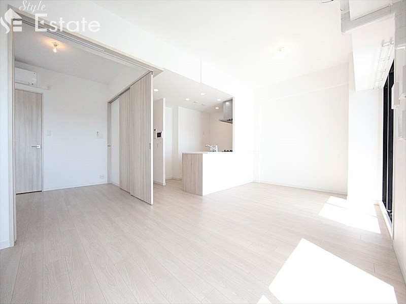 居室・リビング　内装