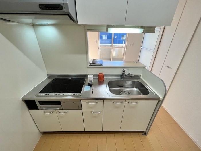 キッチン　IHコンロ付きのキッチン