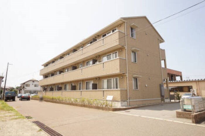 建物外観　2009年大和ハウス施工！