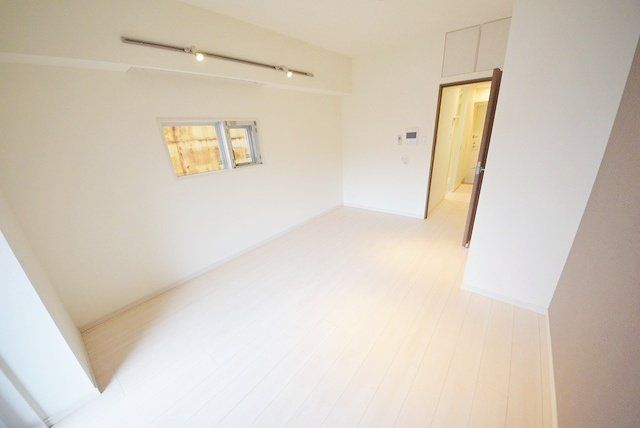 その他部屋・スペース　★7.9帖の洋室★