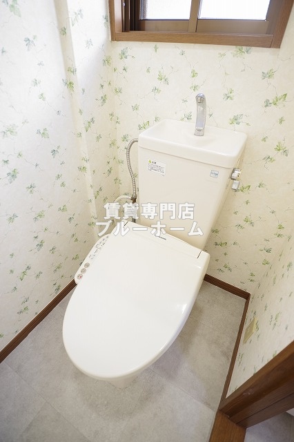 トイレ　温水洗浄付きのトイレ！