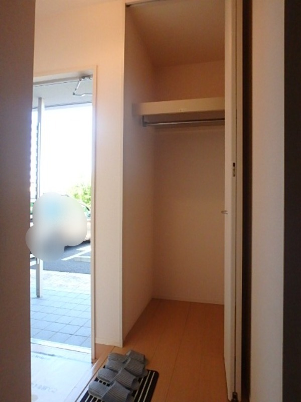 玄関　図面と現状に相違がある場合には現状を優先