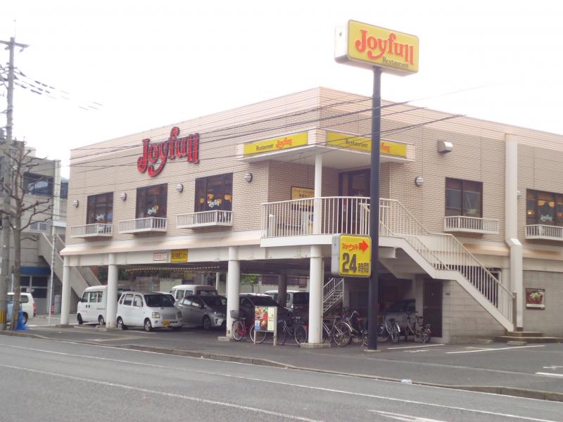 飲食店　ジョイフル小倉熊本店（飲食店）まで306m