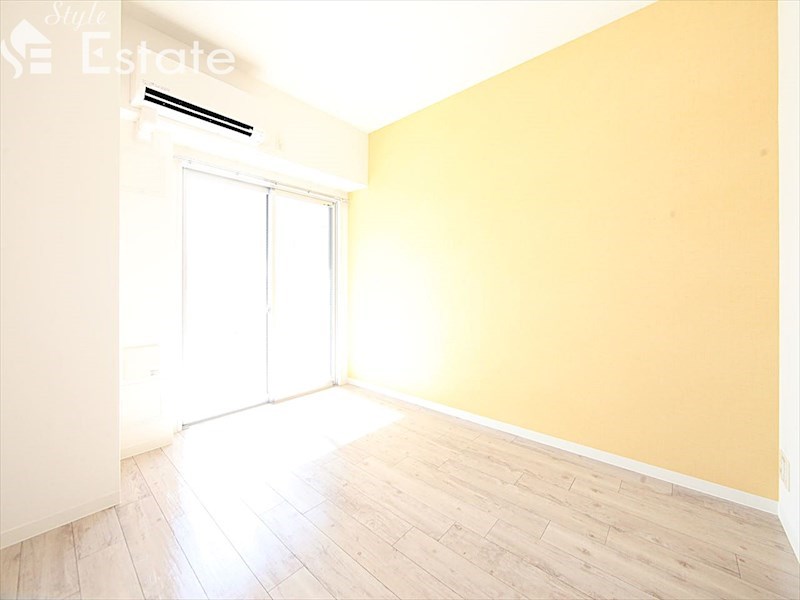 居室・リビング　内装