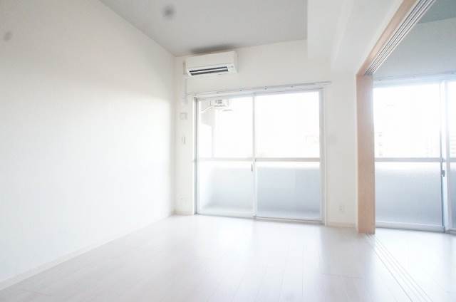 居室・リビング　別号室