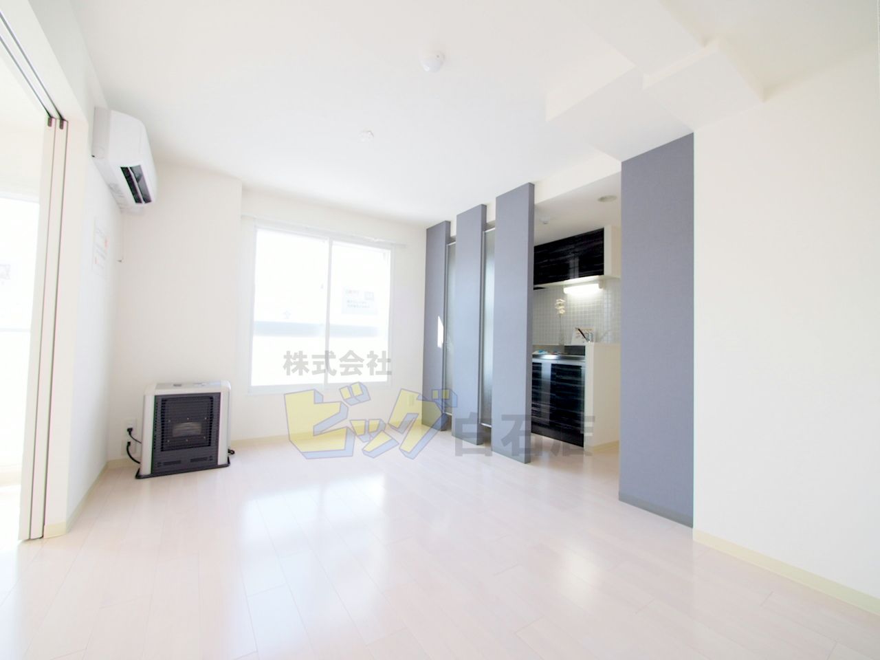 居室・リビング　陽当たり良好で明るいリビングです♪