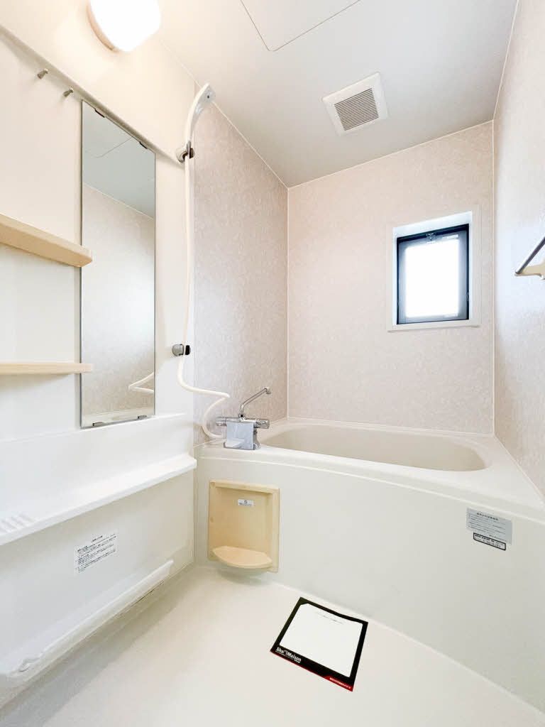 バス・シャワールーム　浴室です。