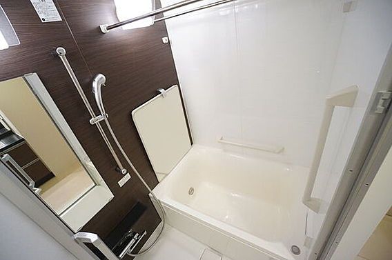 バス・シャワールーム　（別タイプ参考写真）リビオレゾン駒込六義園ウエスト　豊島区駒