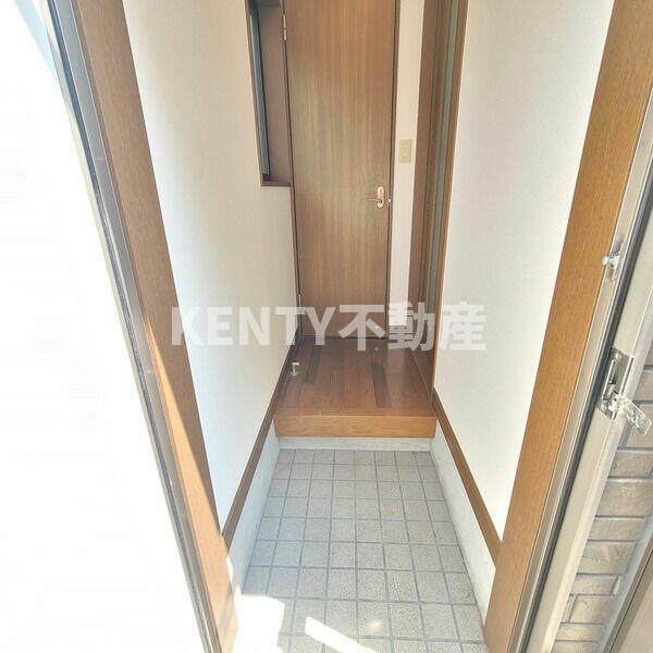 玄関　ゆったりとした玄関です