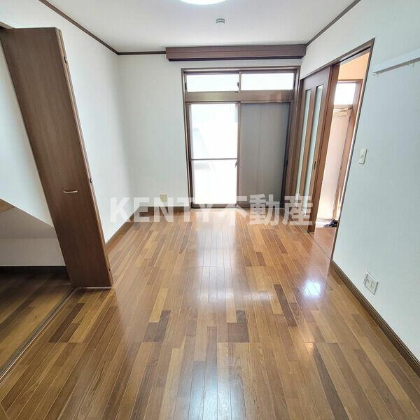 居室・リビング　居間です