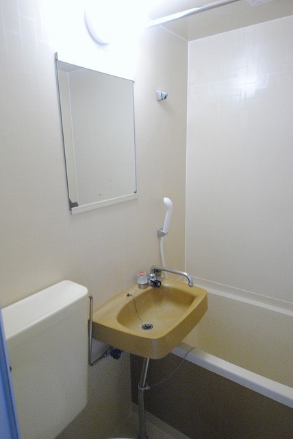 洗面設備　写真は２０３号室