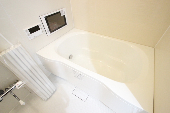 バス・シャワールーム　※別部屋の写真です