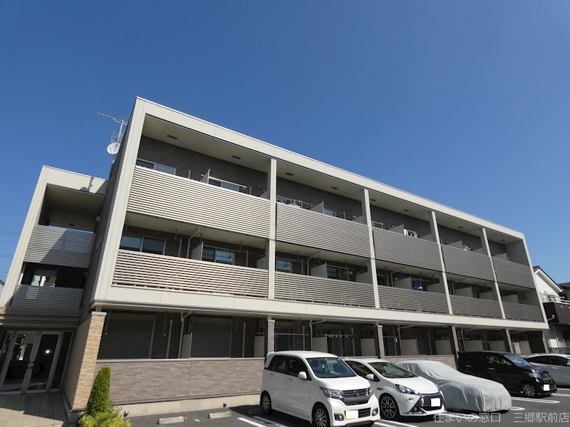 建物外観　グレイスカレントIIのご紹介は住まいの窓口　アソシエへお任せ