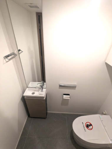 トイレ　※別部屋参考写真