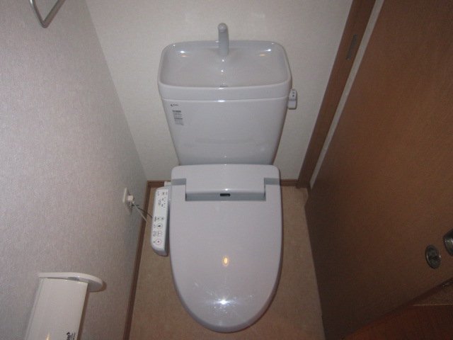 トイレ　シャワー付トイレ