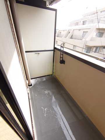 バルコニー　カルナ市谷薬王寺