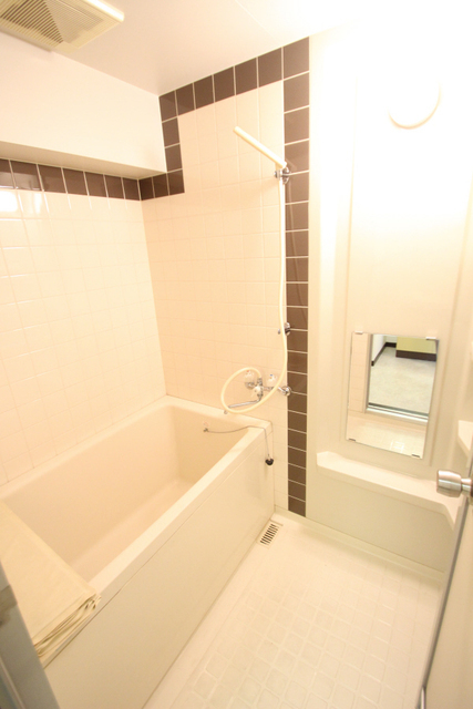 バス・シャワールーム　別室の参考写真です。※現況優先