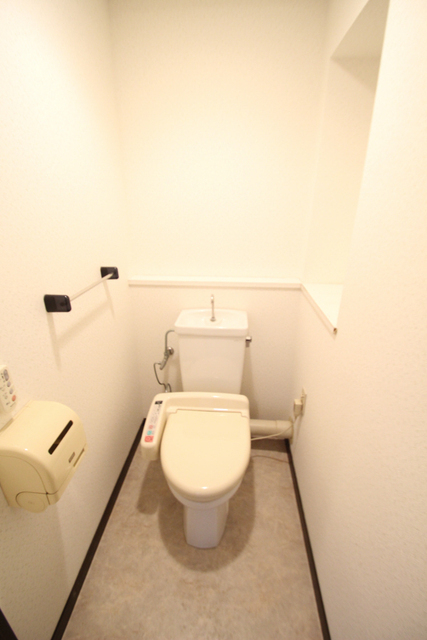 トイレ　別室の参考写真です。※現況優先