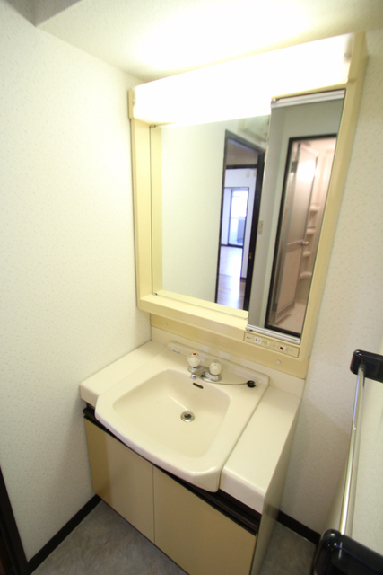 洗面設備　別室の参考写真です。※現況優先