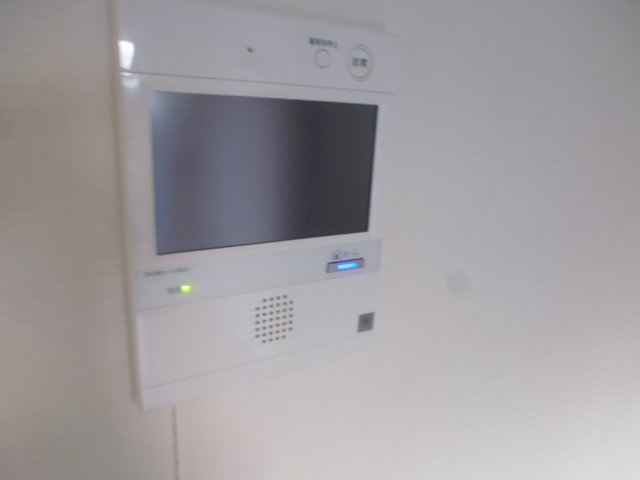 セキュリティ　モニター付きインターホン。