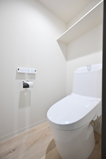 トイレ　落ち着いたトイレです