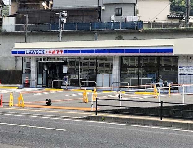 コンビニ　ローソン・ポプラ 中野東店（コンビニ）まで355m