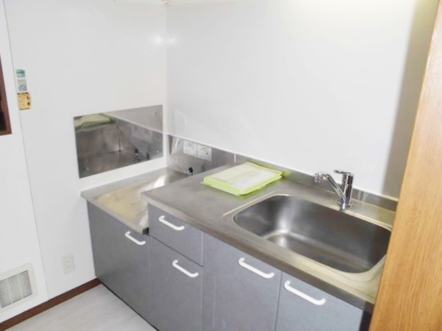 キッチン　広々使える快適な調理スペースです♪