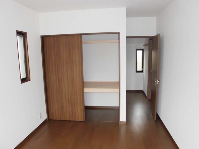 収納　お荷物の多い方でも安心のクローゼット付き♪