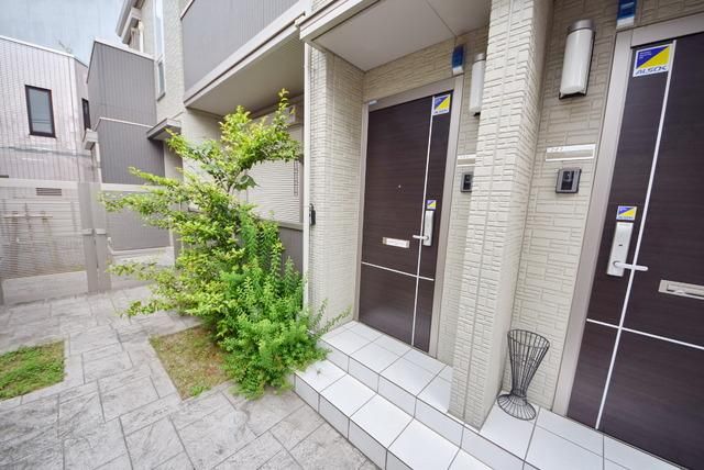 エントランス　★キレイなエントランスです★