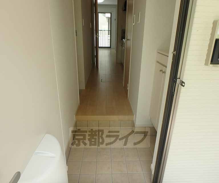 玄関　玄関ホールです