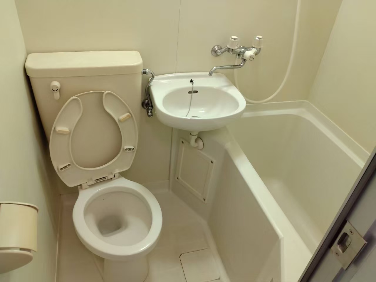 バス・シャワールーム　日々の暮らしに欠かせないお風呂です