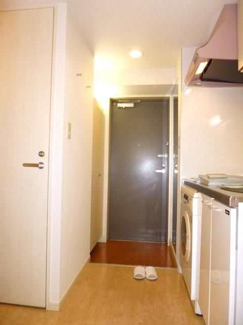 玄関　お部屋探しは株式会社　タウンハウジング　までお気軽にお問合…