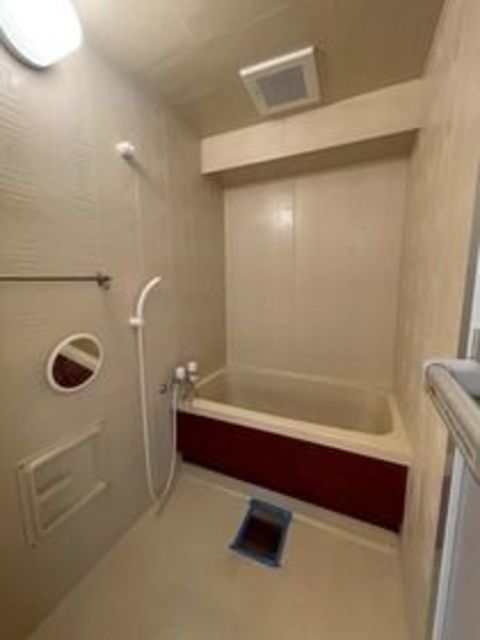 バス・シャワールーム　※写真は同タイプの別のお部屋になります。