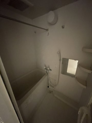 バス・シャワールーム　お風呂で日々の疲れを落としましょう