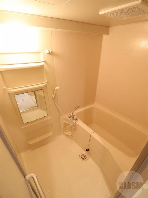 バス・シャワールーム　浴室