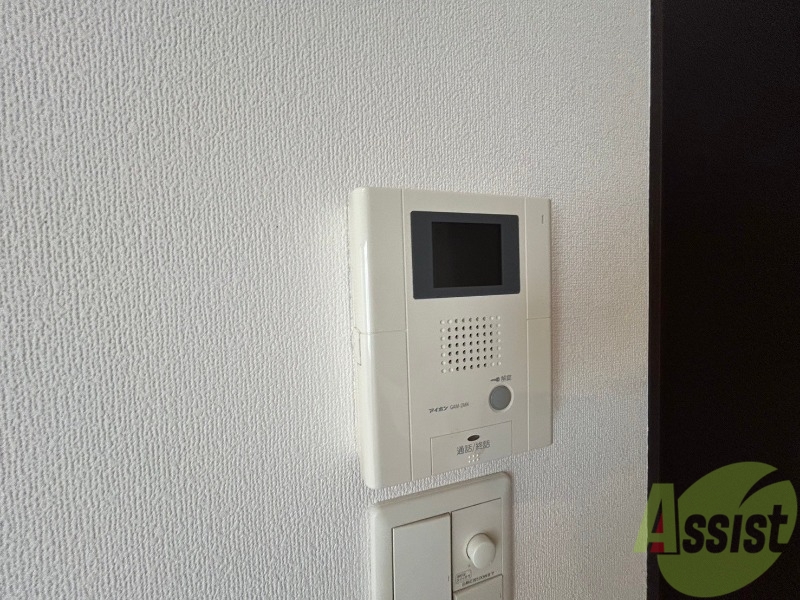 セキュリティ　インターホンで来客確認ができます。安心ですね。