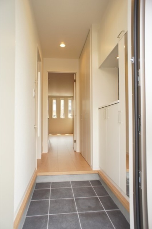 玄関　図面と現状に相違がある場合には現状を優先