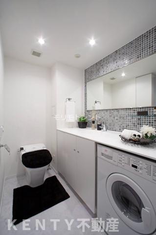 トイレ　シンプルで使いやすいトイレです