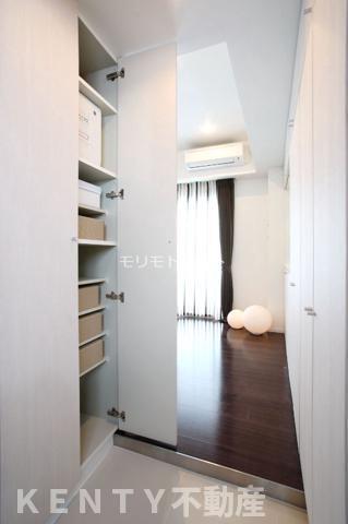 玄関　シンプルで使いやすい玄関です