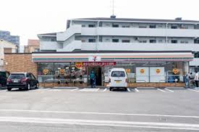 コンビニ　セブンイレブン交野倉治7丁目店（コンビニ）まで738m