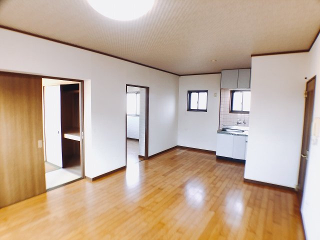 居室・リビング　広々とした14帖のリビング