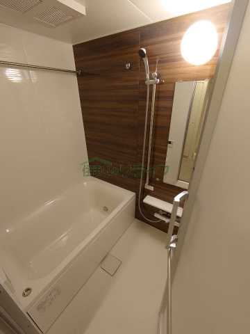 バス・シャワールーム　別部屋の参考写真です。