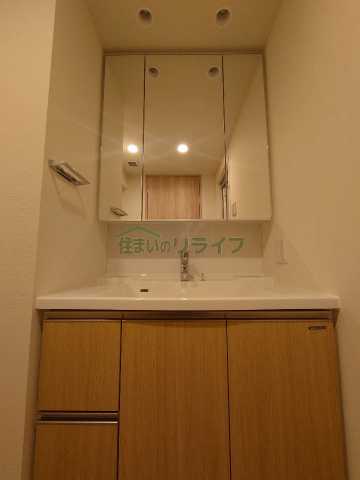 洗面設備　別部屋の参考写真です。