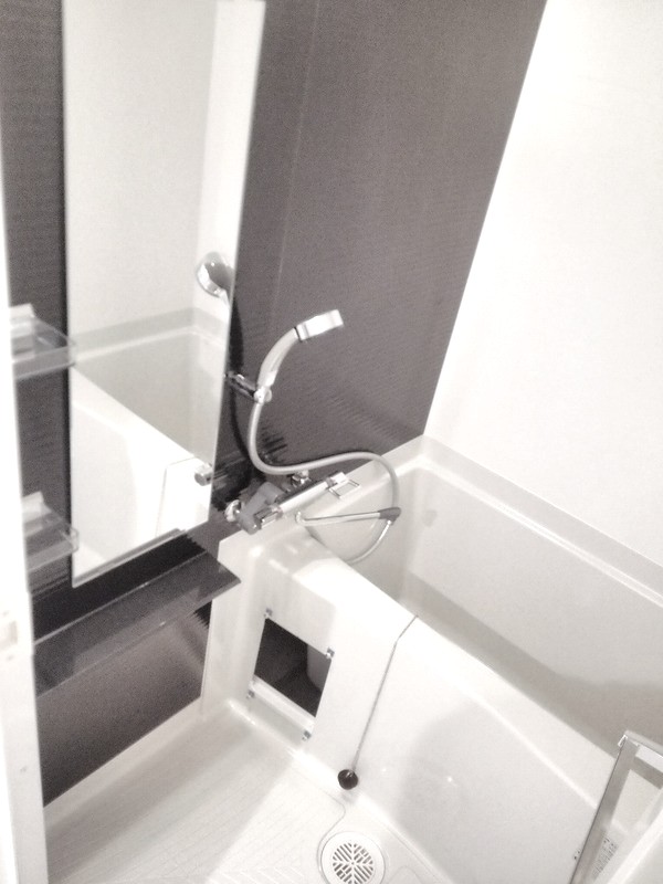 バス・シャワールーム　風呂