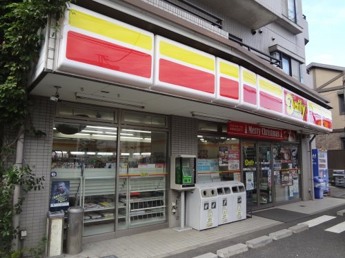 コンビニ　デイリーヤマザキ 船橋印内2丁目店（コンビニ）まで358m